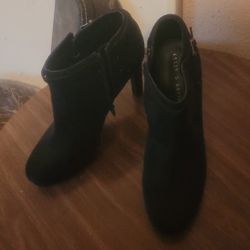 Kelly And Katie Heels