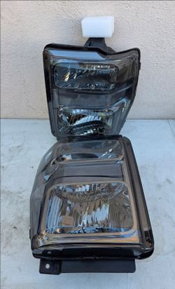 08-10 Ford F250 F350 F450 F550 Super Duty Headlights Luces Micas Calaveras Faros Faroles Focos Headlamps