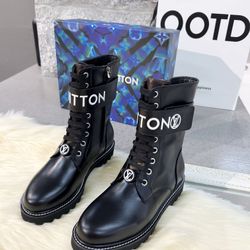 LV Women’s Boots With Box New 