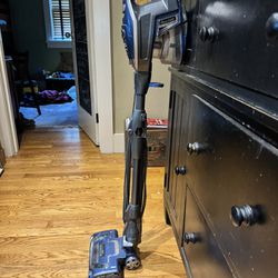 Shark Rocket Deluxe Pro Vacuum 