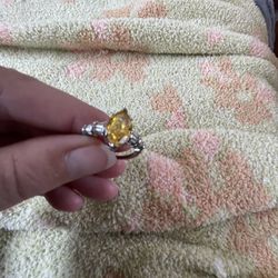 Women’s Yellow Stone Ring 