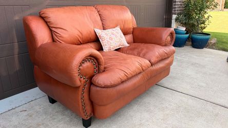 Brown Leather Loveseat with Nailhead Trim