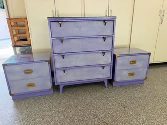 4 Drawer Wood Dresser and 2 Drawer Bed Side Tables