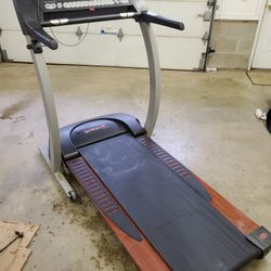 Treadmill 