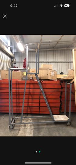 Rolling ladder