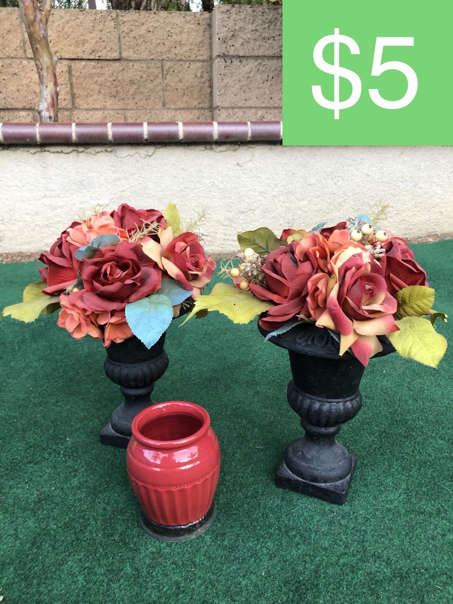 2 FLORAL HOME DECOR PIECES + RED VASE (SELLING ALL FOR $5)