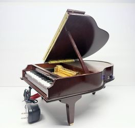 Mr. Christmas 2010 Piano Concertina Gold Label 70 Songs Moving Keys **Excellent