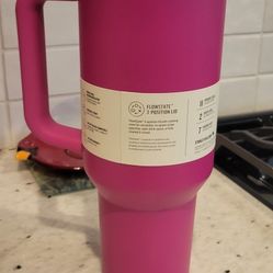 Brand New Stanley Valentines Cup Limited Edition 