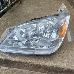 Brand New Set Of Honda Odyssey Headlights 