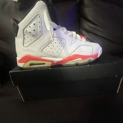 Jordan 6 Retro