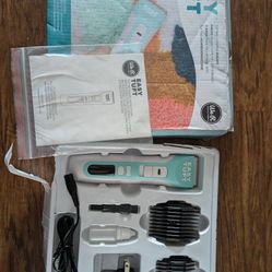 We R Memory Keepers Easy Tuft Tufting Carving Shears Asset