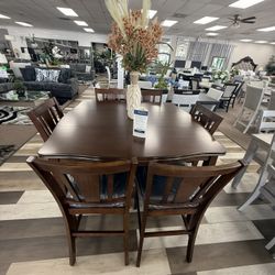 7 Pc Dining Table 