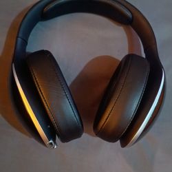 Mercedes Benz Headphones 