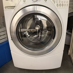 Whirlpool duet steam WASHER & DRYER combo