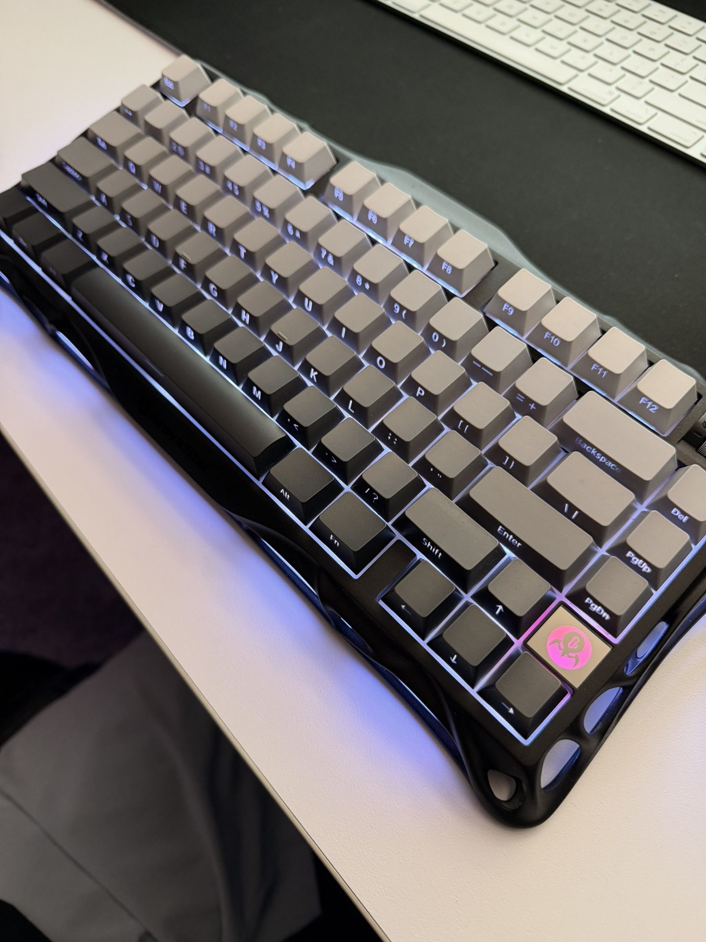 Gravastar Mercury K1 Wireless Gaming Keyboard