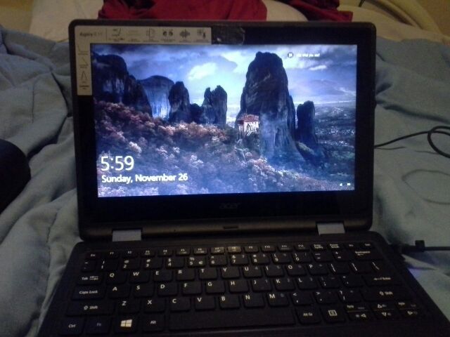 Acer aspire R3 series model number N15W5 touchscreen laptop