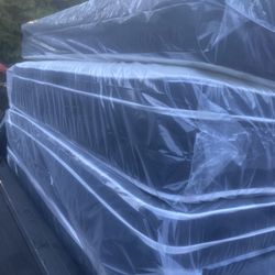 Queen Pillowtop Set New In Plastic Free Delivery In Atlanta 