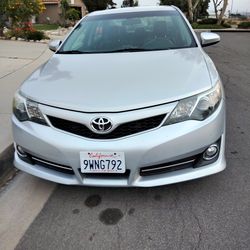 Toyota Camry SE 2012