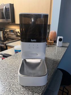 Boqii Pet Feeder