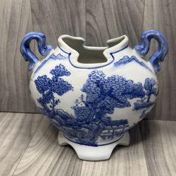 Vintage Bombay Co. Blue & White Chinoiserie Double Handled Vase Landscape Floral