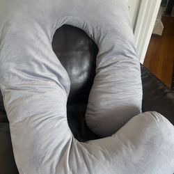 Pregnancy Pillow