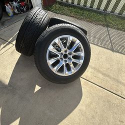 275/60R20 Chevy Chrome Wheels with Continental CrossContact LX20 Tires