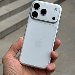 iPhone 17 pro 256GB Unlocked 