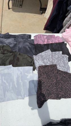 7 pair Lululemon leggings (size 6)