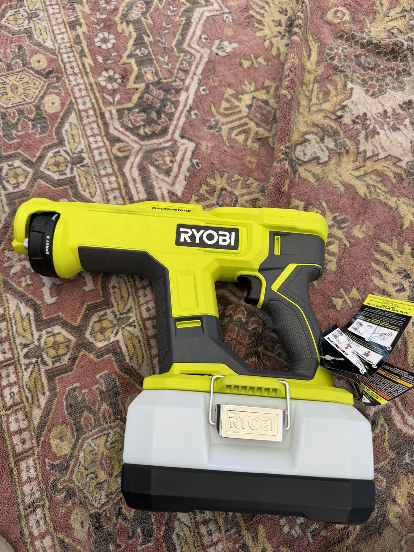 RYOBI ONE+18V Cordless Handheld Electrostatic Sprayer Kit PSP02K Tool only