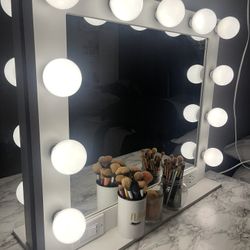 White Vanity Desk & Mirror