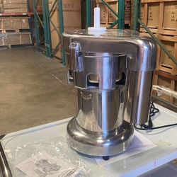 NSF Commercial Juicer Extractor Machine UJC750