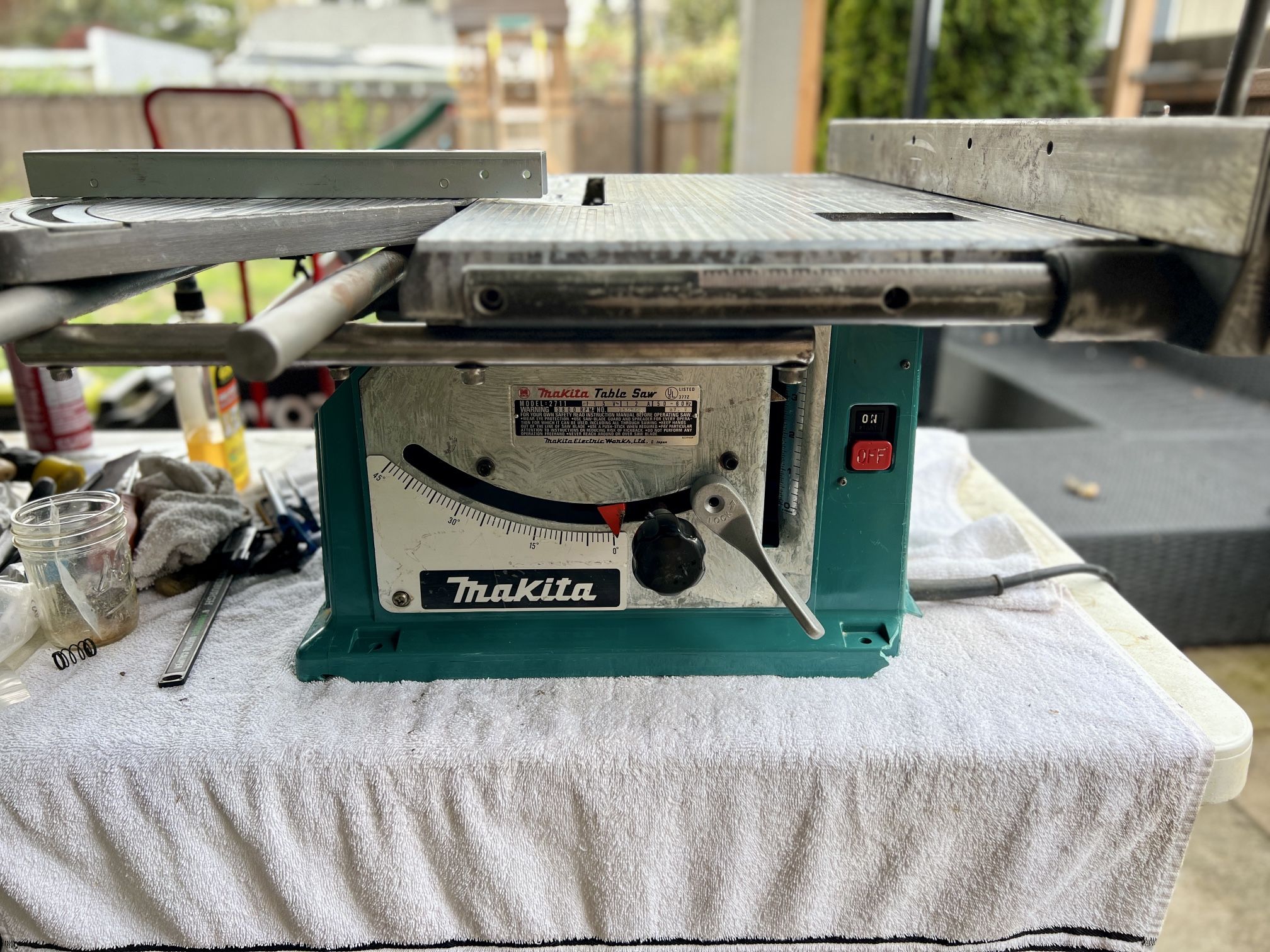 Makita 2711 10” Table Saw