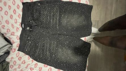 Black jorts size 28