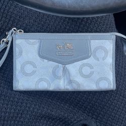 Coach Signature Madison Dotted Wristlet Wallet Silver Purse
