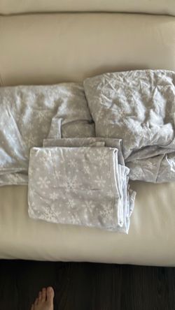 Bedsheets queen size