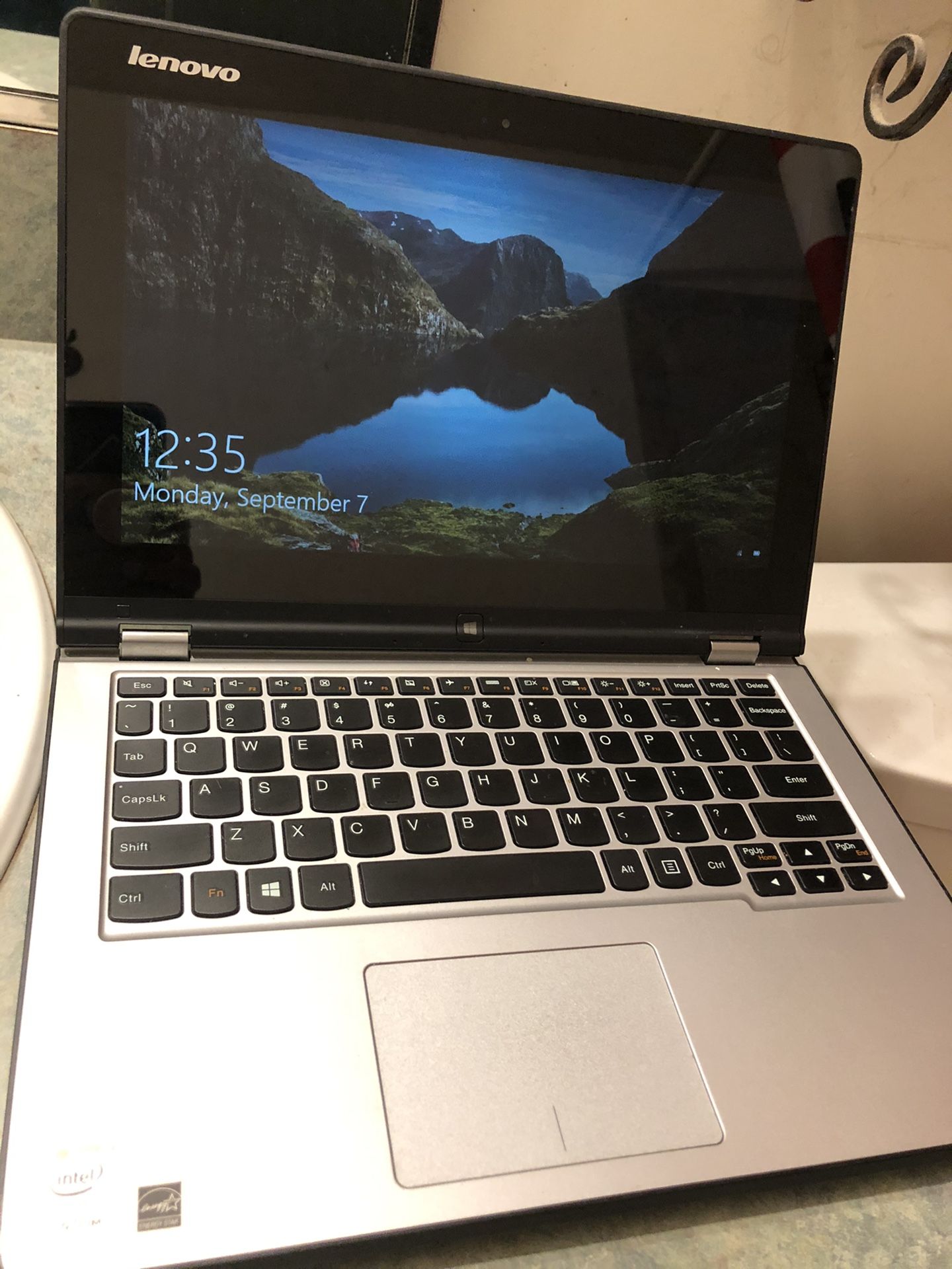 Lenovo Yoga 2 11 Laptop