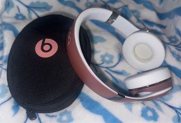 Beats solo3 wireless rosegold pink!!