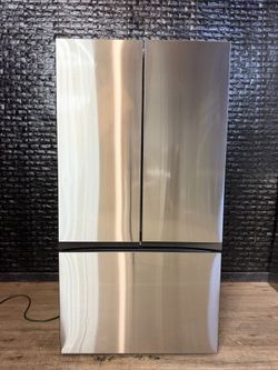 SAMSUNG BESPOKE REFRIGERATOR w/WARRANTY! R3701A