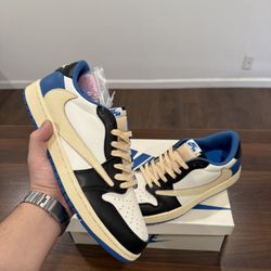 Nike Air Jordan 1 Low Travis Scott Fragments Size 7,7.5,8,8.5,9,9.5,10,10.5,11,12 