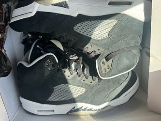 Jordan 5 retro size 9.5