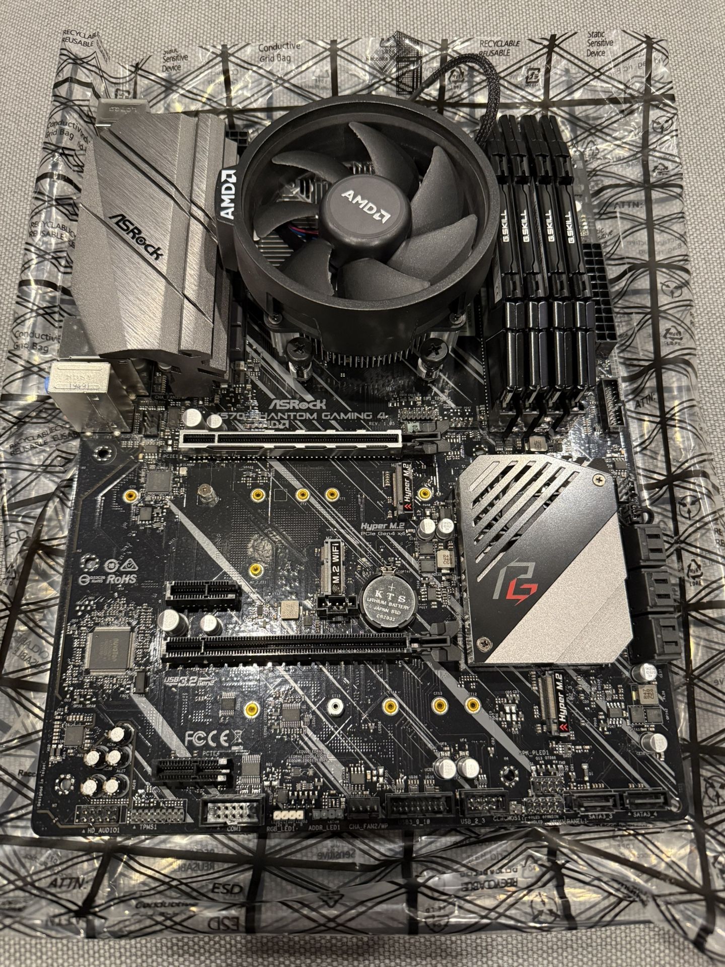 AMD 3600 Ryzen, x570 Phantom Gaming 4 Motherboard, 32 GB Ram