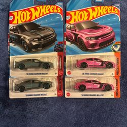 Hot Wheels Charger Hellcat 