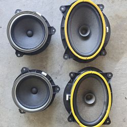 Toyota Tacoma OEM speakers