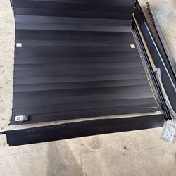 RetraxPRO MX Retractable Tonneau Cover for 19-25 Sierra 1500 5'8" w/ CarbonPro Bed