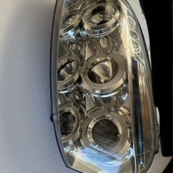 2010 Mk 5 VW Jetta headlight