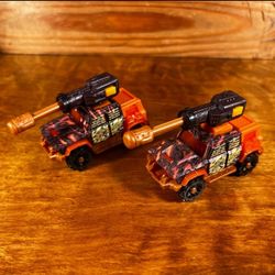 ZURU 5 SURPRISE VOLCANO DINO STRIKE DINOSAURS Combat Jeep Lot of 2