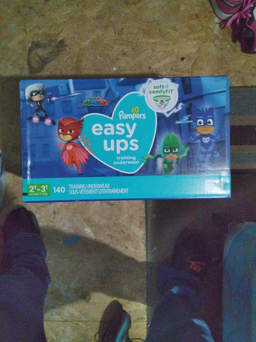 140 Box Of 2T-3T Pampers Easy Ups/Training Underwear