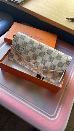 LV Wallet