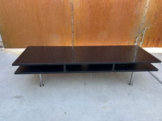  coffee table ( see the size on pic ) 