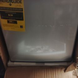Mini Fridge 